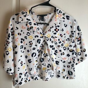 Leopard print cropped blouse/top